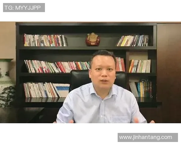 黄芳专访：从初学者到滑板高手的成长与挑战之路