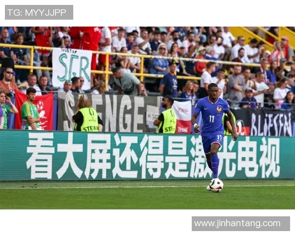 意甲赛场上演精彩对决皇马大胜拜仁神扑瞬间引发全场欢呼