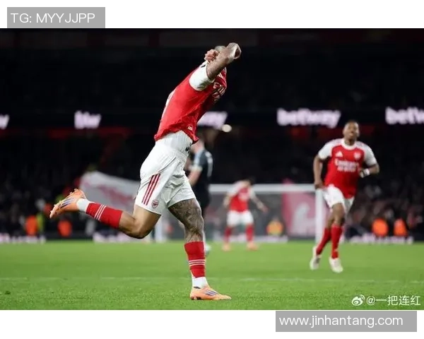 阿森纳4-0莱比锡上演历史冷门帽子戏法瞬间点燃全场激情